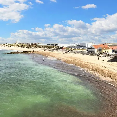 펜션 Cozy House In Peniche, 30 M² With Sea View 페니케