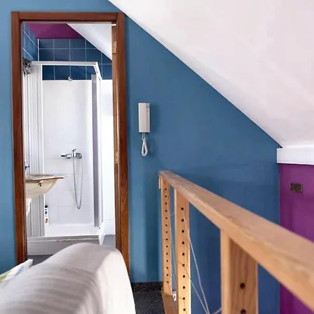 Cozy House In Peniche, 30 M² With Sea View 페니케