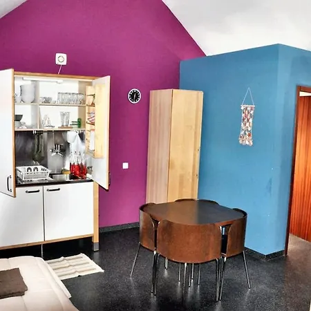 Cozy House In Peniche, 30 M² With Sea View 펜션