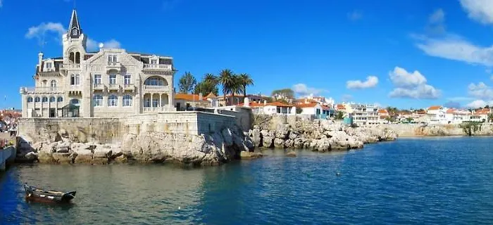 Дом отдыха Cozy House In Peniche, 30 M² With Sea View Пениши