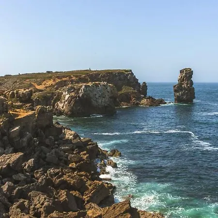Cozy House In Peniche, 30 M² With Sea View